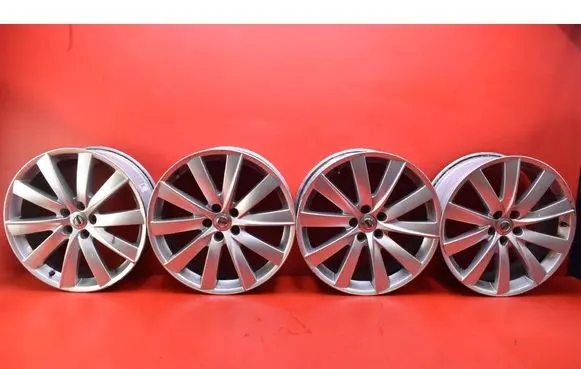 Volvo XC90 R18 alloy rim 31362276