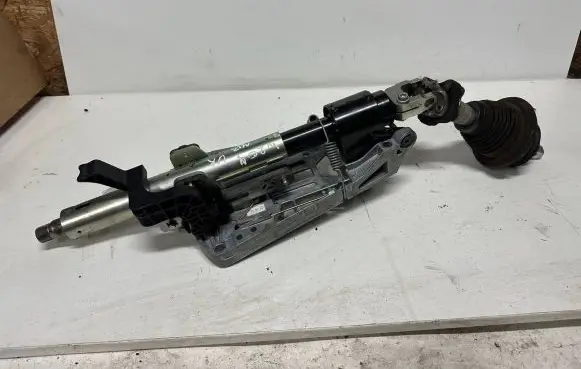 Mercedes-Benz C W204 Steering wheel axle A2044604516 11306005011 204460310
