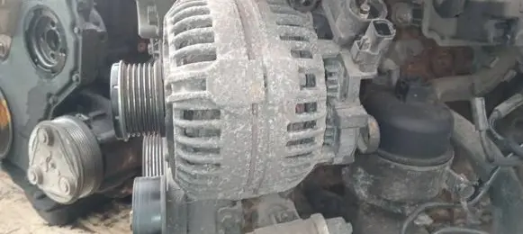 Peugeot 407 Generator/alternator 9646321880