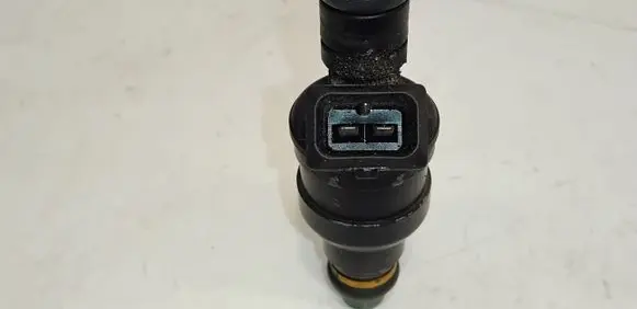 Audi A4 S4 B5 8D Fuel injector 0280150447 058133551