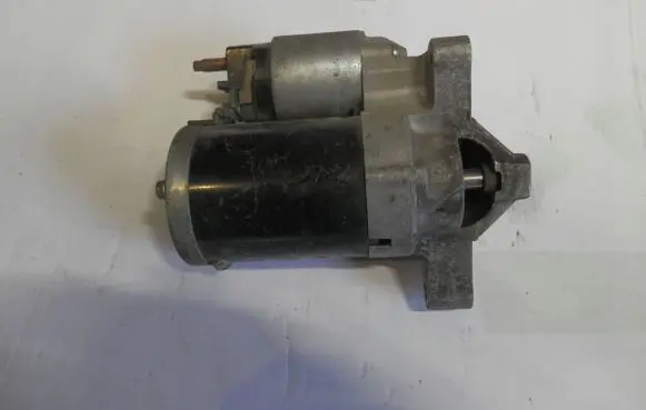 Peugeot 207 Starter motor 9656317780207148V