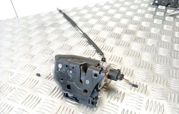 Seat Toledo III (5P) Front door lock 1P1837015