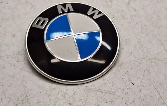 BMW 5 F10 F11 Manufacturers badge/model letters 8132375 51148132375