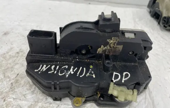 Front door lock
