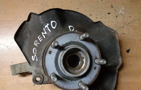 KIA Sorento Front wheel hub