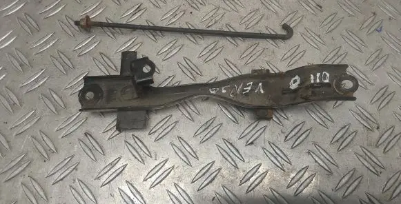 Toyota Verso Battery bracket 