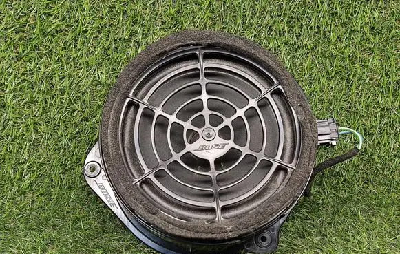 Audi Q7 4L Rear door speaker 4F0035415B