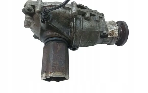 BMW X6 E71 Rear differential 8618379