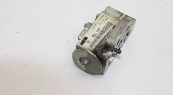Volkswagen Scirocco Air conditioning (A/C) expansion valve 1K1820103