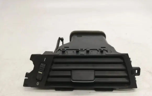 BMW 3 E92 E93 Dashboard air vent grill cover trim 9130465