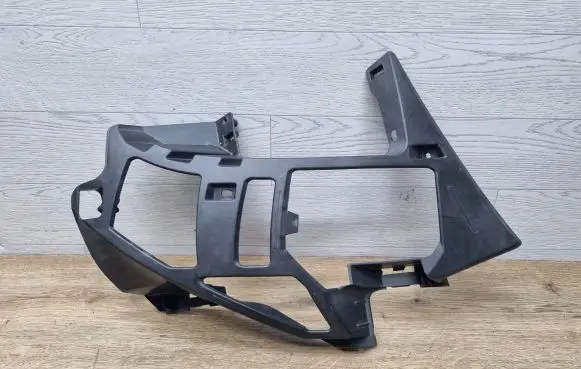 Peugeot 3008 II Front bumper mounting bracket 9815337580