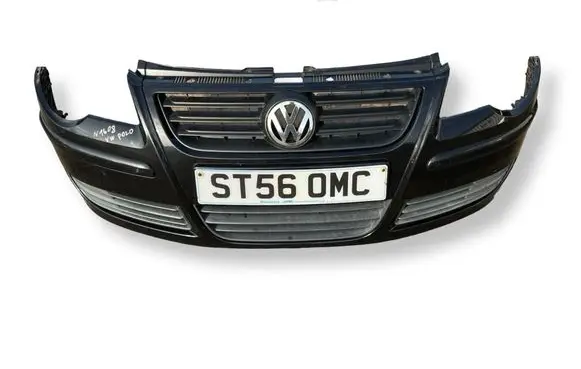 Volkswagen Polo IV 9N3 Front bumper 6Q0807221C
