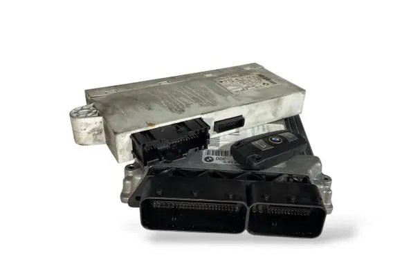BMW 3 E90 E91 Engine ECU kit and lock set 7801711 6943791 61356943791