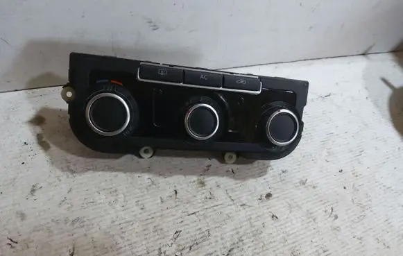 Volkswagen Tiguan Climate control unit 5HB00975120 3C8907336AB 5HB009751