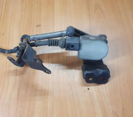 Audi Q7 4L Headlight/headlamp level sensor 1T0907503 170209 6PM00873900