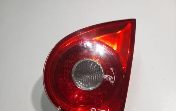 Volkswagen Golf V Tailgate rear/tail lights 1K6945094J