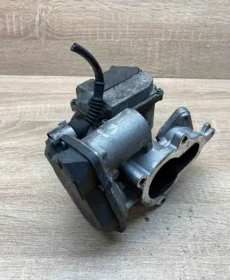 Volkswagen Jetta V Throttle valve 03G128063C 408275002001