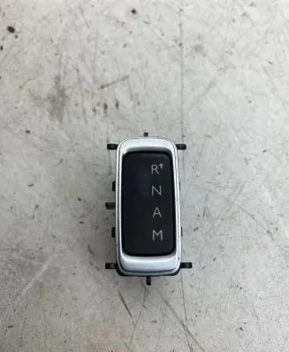 Peugeot 3008 I Gear shift selector indicator 98072818