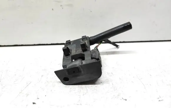 BMW X1 E84 Windshield washer spray nozzle 
