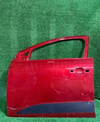 Dacia Sandero III Front door