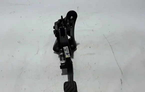 Clutch pedal