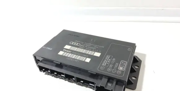 Audi A4 S4 B6 8E 8H Comfort/convenience module 8H0959433D 00002734B3 00760391