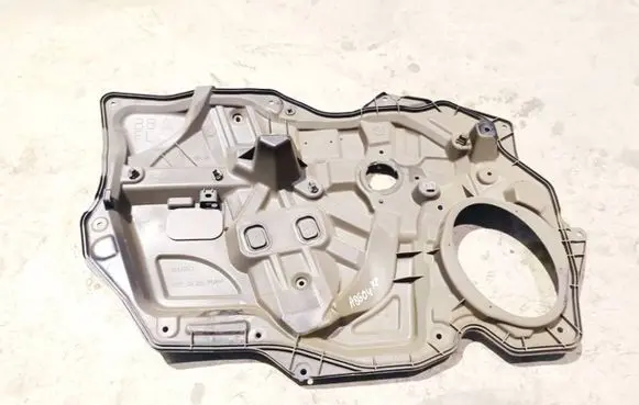 Mazda 3 II Front door electric window regulator 