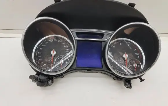 Mercedes-Benz GLA W156 Speedometer (instrument cluster) A1569008903 0263698319 A1179017601