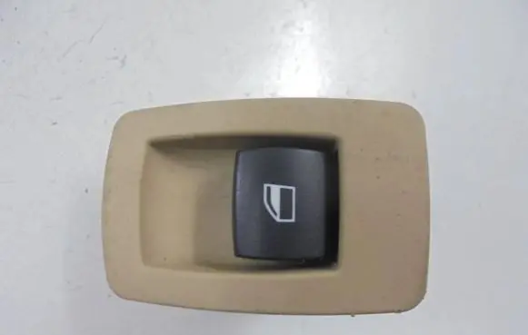 BMW X3 E83 Electric window control switch 6935534