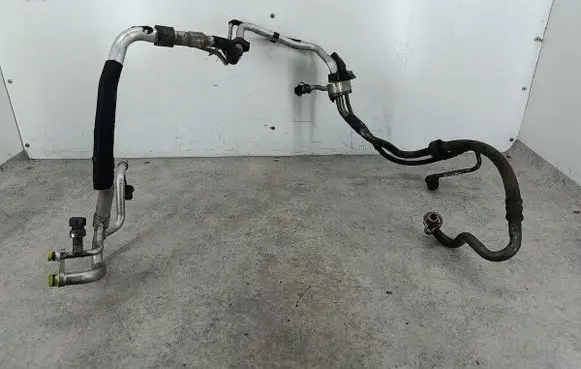 Volvo V70 Air conditioning (A/C) pipe/hose 