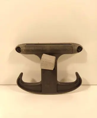 Skoda Octavia Mk2 (1Z) Tie down hook / loop 6Y5867615D