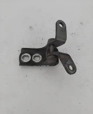 Opel Astra J Front door lower hinge 