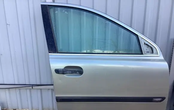 Volvo XC90 Front door 