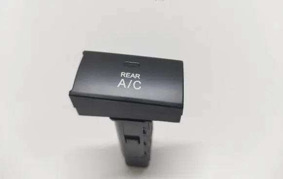 Hyundai Santa Fe Air conditioning (A/C) switch 621W05010