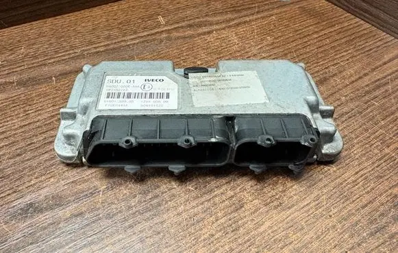 Iveco Daily 4th gen Engine control unit/module 504151573 6160136903