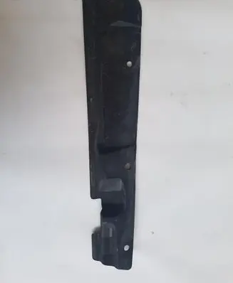 Mitsubishi Pajero Engine bonnet/hood lock trim molding 