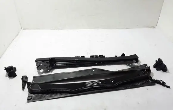 Wiper trim