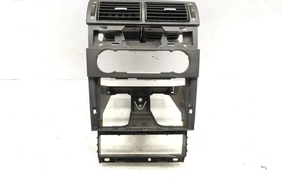 Ford Mondeo Mk III Dash center air vent grill 4S7118522ACW