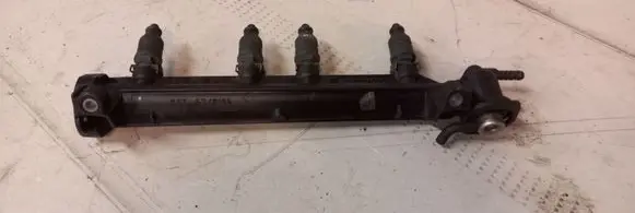 Audi A3 S3 8L Fuel main line pipe 06A133317A
