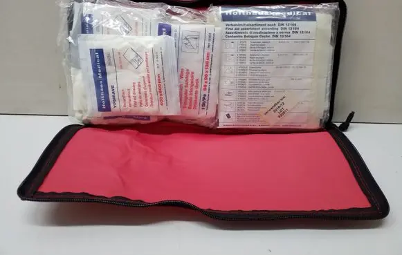 Audi A5 8T 8F First aid kit 8K0860282