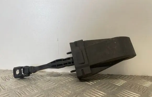BMW 5 G30 G31 Rear door check strap stopper 7440352 51227440352