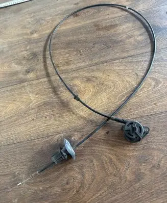 Engine bonnet/hood lock release cable