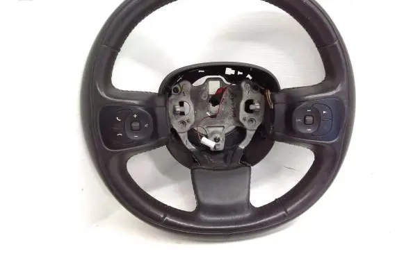 Fiat 500L Steering wheel