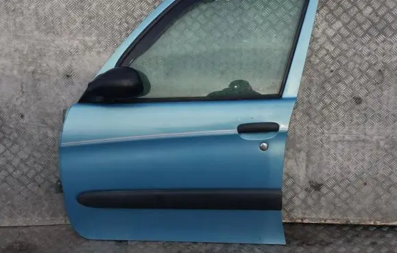 Citroen Xsara Picasso Front door