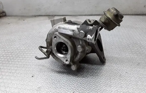 Nissan Primera Turbo 7274772