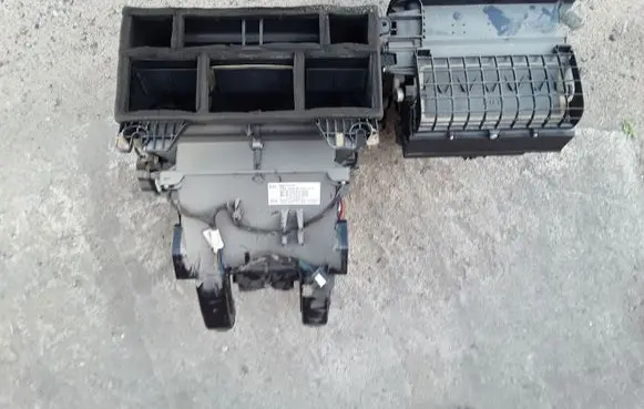 Interior heater climate box assembly