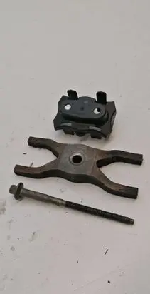 Fuel Injector clamp holder
