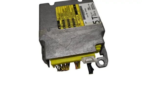 Toyota Auris 150 Airbag control unit/module 215537106 8917002560