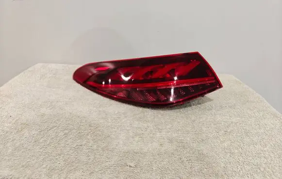 Mercedes-Benz EQE v295 Rear/tail lights