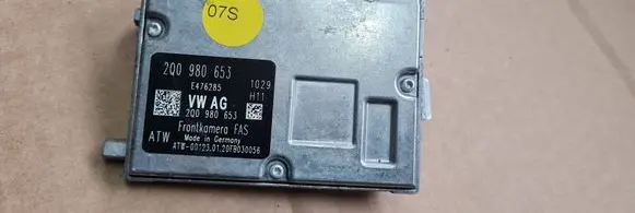 Audi Q3 F3 Windshield/windscreen camera 2Q0980653 E476285